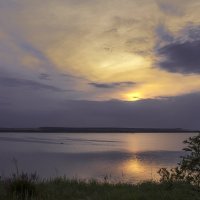Июньский тихий вечер на Нововоронежском водохранилище 2017 :: Юрий Клишин