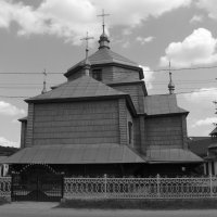 Греко - католический   храм   в   Вовчинце :: Андрей  Васильевич Коляскин