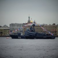 Корабли готовятся к Дню ВМФ! (Санкт-Петербург). :: Светлана Калмыкова