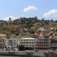 панорама с площадки Метехи с видом на развалины крепости Нарикала,г.Тбилиси :: Светлана Кажинская