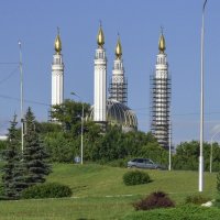 Строящаяся соборная мечеть "Ар-Рахим" в Уфе :: Виктор Куприянов 
