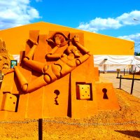 Выставка песчаных скульптур в парке Коломенском. :: Владимир Драгунский