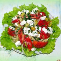 Вкусим-ка мы салатик греческий.. :: Андрей Заломленков