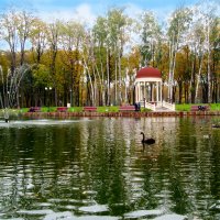 Уголок в парке :: георгий  петькун 