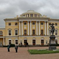 Павловский дворец :: Олег Попков