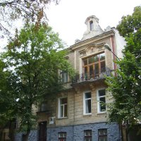 Жилой   дом   в   Львове :: Андрей  Васильевич Коляскин