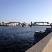Санкт-Петербург. Мост Петра Великого. :: Лариса (Phinikia) Двойникова