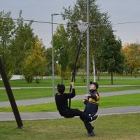 Что-то вроде тарзанки, все дети в восторге. :: Татьяна Помогалова