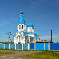 Храм в Кочергино :: Сергей Карцев