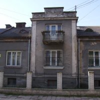 Жилой   дом   в   Ивано - Франковске :: Андрей  Васильевич Коляскин