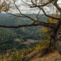 В долине с осенью... :: Сергей Герасимов