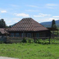 Дом в деревне Отнурок :: Вера Щукина