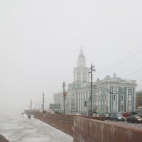 город плывёт в тумане :: Елена 