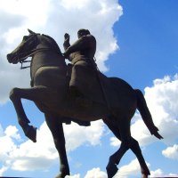 Конкурс от @lira "Памятники и фонтаны в городе". Памятник Ворошилову на коне :: Наталья (ShadeNataly) Мельник
