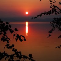 Восход на озере. :: Елена 