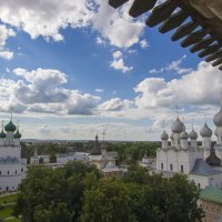 Вид со смотровой башни Кремля в Ростове Великом :: leo yagonen