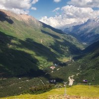 Тени Баксанского ущелья(взгляд с г.Чегет) :: M Marikfoto