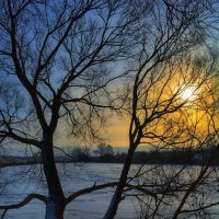 Зимнее утро на озере :: Сергей Шаталов