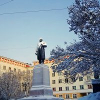Памятник В. И. Ленину. :: Анна Приходько