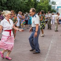 Танцы-в-сквере :: Nn semonov_nn
