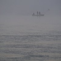 Рыбаки в тумане :: Евгений Зубков