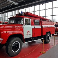 Вернёмся к  пожарной  технике! :: Виталий Селиванов 