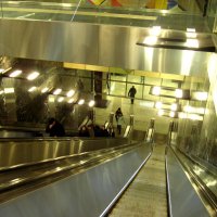 Эскалаторы на новой станции метро Хорошёвская :: alek48s 