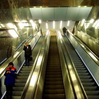 Эскалаторы на станции метро Хорошёвская :: alek48s 