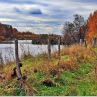 Осень у реки :: Вячеслав Минаев