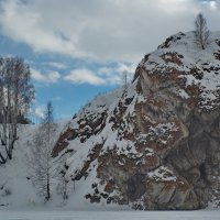 Наши горы и наши берёзки. :: Михаил Полыгалов