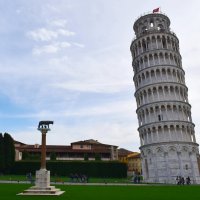 Пизанская башня - падающая эмблема Италии :: Galina Leskova