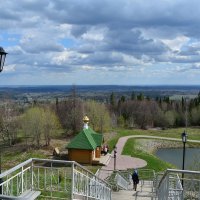 Белогорский Николаевский мужской монастырь. Пруд и часовня-купель :: Александр Янкин