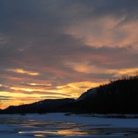 мартовский  закат   на  реке Оя :: Володя Коваленко