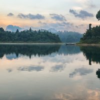 Тайланд озеро Чео Лан на рассвете :: Наталия Горюнова