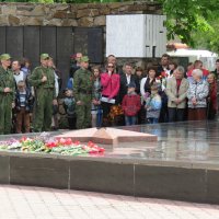 Возле вечного огня. :: Владимир Усачёв