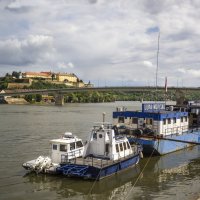 Мост через Дунай между старым и новым городом.. :: Cергей Павлович
