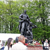 Памятник героям-разведчикам, павшим в годы Войны. :: Валерия Комова