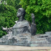 Памятник поэту Сергею Есенину :: Александр Буянов
