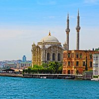 Стамбул. Вид на мечеть Ортакёй с Босфора :: vadimka 