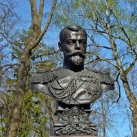 Памятник Николаю II :: Лариса Вишневская