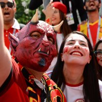 "Красные дьяволы"...фанаты Бельгии и Туниса.. :: Юрий Яньков