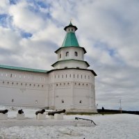 Дамасская башня Ново-Иерусалимского монастыря :: Елена (ЛенаРа)