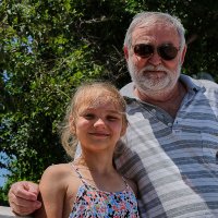 дед с внучкой :: Валерий Дворников
