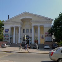 Кинотеатр "Украина" :: Александр Рыжов