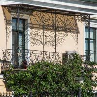 Балкон с тенью :: Сергей Лындин