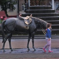 Девочка с лошадью В.Жбанова :: Александр Сапунов