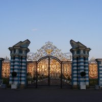 Решетка ворот Екатериненского дворца. :: Татьяна 