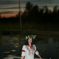 Летний вечер на озере Луговое :: Владимир Шустов