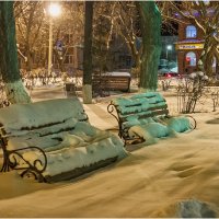 Ночь. Центральный сквер :: Александр Максимов