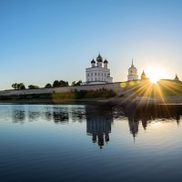 Псков. Рассвет :: Виктор Желенговский